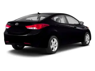 Hundai Elantra 2013 GLS 4dr Sedan 6M
