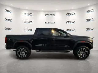 GMC Canyon 2023 4x4 AT4 4 puertas Cabina Crew SB de 5 pies