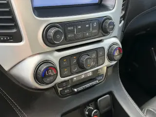 GMC Yukon XL 2019 4x2 SLE 4dr SUV