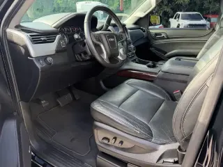 GMC Yukon XL 2019 4x2 SLE 4dr SUV