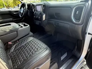 Chevrolet Silverado 1500 2019 4x2 RST 4dr Crew Cab 5.8 ft. SB