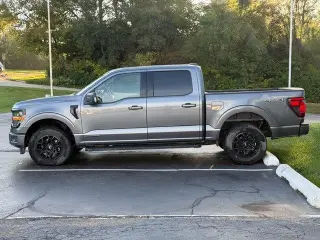 Ford F-150 2024 4x4 XLT 4dr SuperCrew 5.5 ft SB