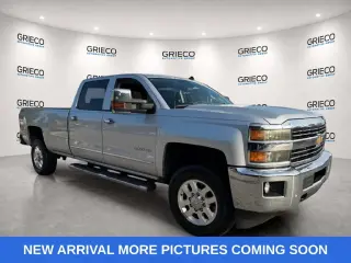Chevrolet Silverado 2500HD 2015 4x4 LTZ 4dr Crew Cab SB