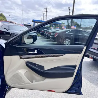 2016 Nissan Maxima