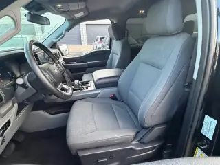 Ford F-150 Lightning 2025 AWD XLT 4dr SuperCrew 5.5 ft. SB