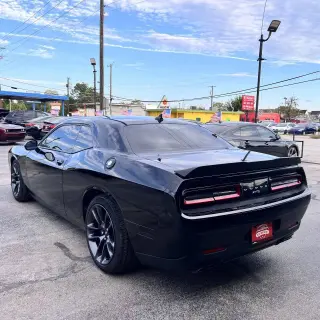 Challenger Dodge 2017