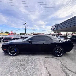 Challenger Dodge 2017