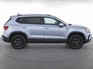 Volkswagen Taos 2022 SE 4dr SUV