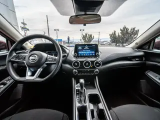 Nissan Sentra 2025 SV 4p Sedan