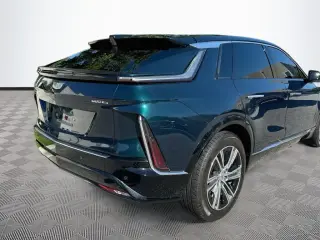 Cadillac LYRIQ 2024 AWD Tech 4dr SUV
