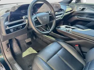 Cadillac LYRIQ 2024 AWD Tech 4dr SUV