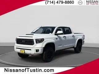 Toyota Tundra 2019 4x4 SR5 4dr CrewMax Cab Pickup SB (5.7L V8)