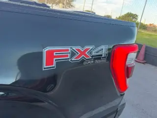 Ford F-150 2021 4x4 XL 4dr SuperCrew 5.5 ft. SB