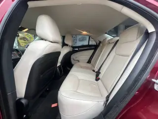 Chrysler 300 2018