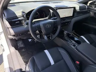 Toyota Camry 2026 SE 4dr Sedán