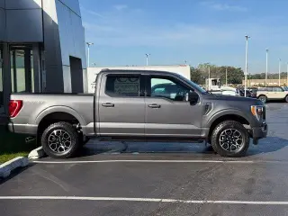 Ford F-150 2023 4x4 XLT 4dr SuperCrew 5.5 ft. SB