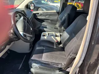 Chrysler Town and Country 2012