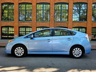 2014 Toyota Prius Plug-in Hybrid