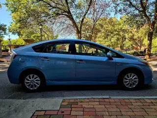 2014 Toyota Prius Plug-in Hybrid