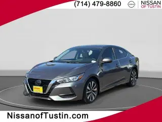 Sedán Nissan Sentra 2021 SV de 4 puertas