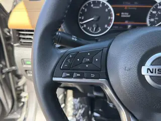 Sedán Nissan Sentra 2021 SV de 4 puertas