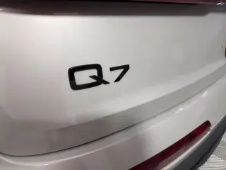 Audi Q7 2023 AWD quattro Prestige 55 TFSI 4dr SUV