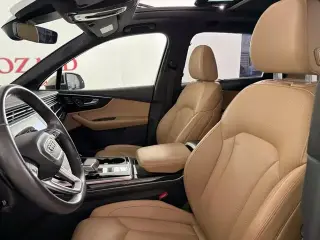 Audi Q7 2023 AWD quattro Prestige 55 TFSI 4dr SUV