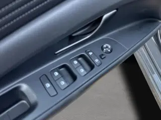 Hyundai ELANTRA 2025 SEL Sport Sedán 4 puertas