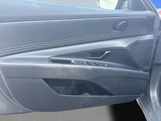 Hyundai ELANTRA 2025 SEL Sport Sedán 4 puertas