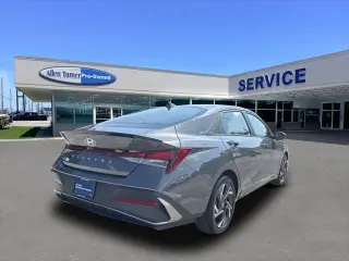 Hyundai ELANTRA 2025 SEL Sport Sedán 4 puertas