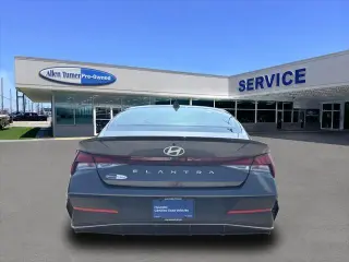Hyundai ELANTRA 2025 SEL Sport Sedán 4 puertas