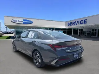 Hyundai ELANTRA 2025 SEL Sport Sedán 4 puertas