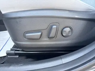 Hyundai KONA 2023 AWD SEL 4 puertas Crossover