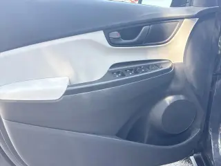 Hyundai KONA 2023 AWD SEL 4 puertas Crossover