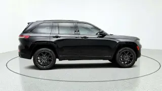 Jeep Grand Cherokee 2025 4x4 Summit 4p SUV