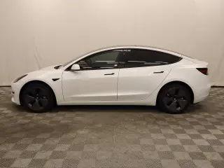 Tesla Model 3 2023 4p Sedan