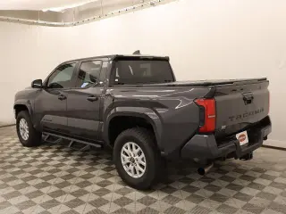 Toyota Tacoma 2025 4x4 SR5 4p Cab Doble 5.0 ft SB