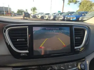 Chrysler Pacifica 2022 Touring L 4dr Mini-Van