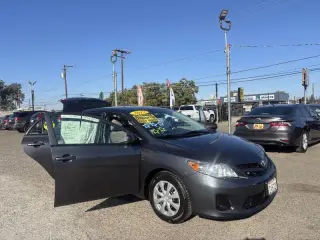 Toyota Corolla 2012