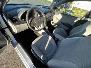 Hyundai Accent 2016