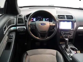 Ford Explorer 2017 AWD XLT 4dr SUV