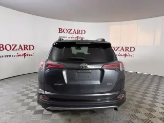Toyota RAV4 2017 XLE 4dr SUV