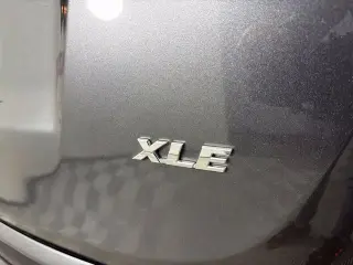 Toyota RAV4 2017 XLE 4dr SUV