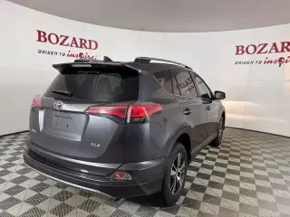 Toyota RAV4 2017 XLE 4dr SUV