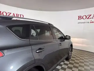Toyota RAV4 2017 XLE 4dr SUV