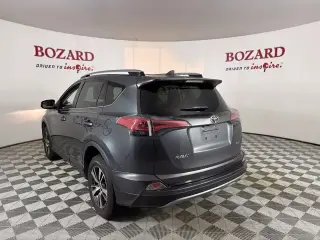 Toyota RAV4 2017 XLE 4dr SUV