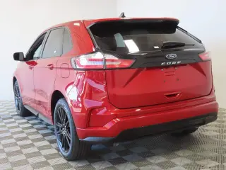 Ford Edge 2023 tracción en las cuatro ruedas ST-Line 4dr Crossover