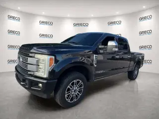 Ford F-250 Super Duty 2017 4x4 King Ranch 4dr Crew Cab 6.8 ft. SB Pickup
