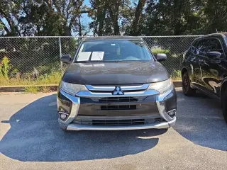 Mitsubishi Outlander 2018 ES 4p SUV