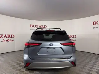 Toyota Highlander Hybrid 2021 AWD Platinum 4dr SUV